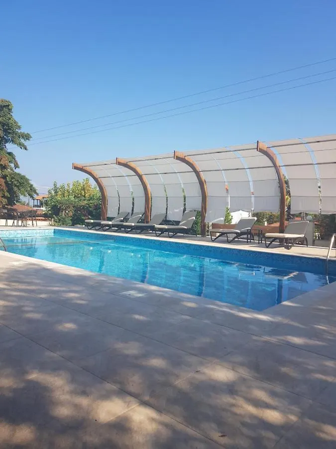 Captain'S Apartments Pefkochori